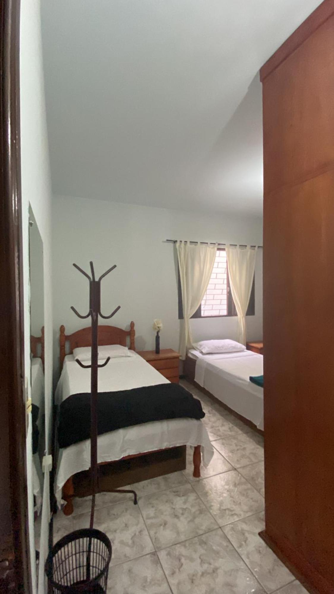 Triana Guest House Foz do Iguacu Exterior photo