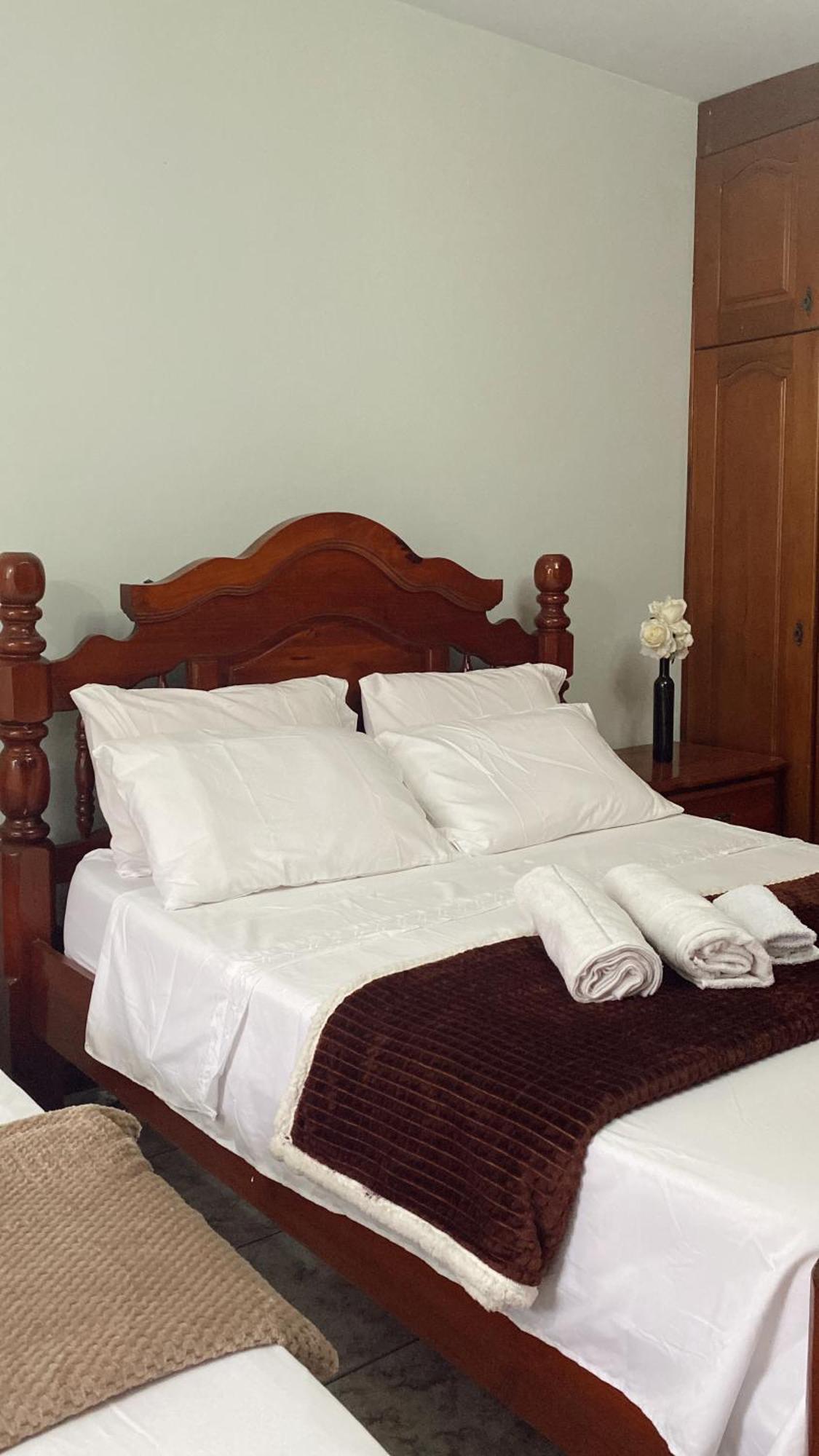 Triana Guest House Foz do Iguacu Exterior photo